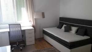 2 Zimmer in schöner 3er WG werden im Sommer frei! 2 Zimmer in schöner 3er WG werden im Sommer frei!