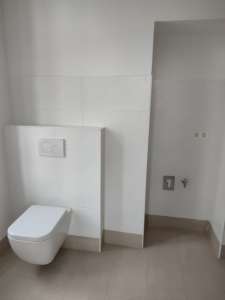WC WC