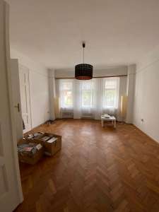 Nice rooms in shared apartment old building in Krems/Donau