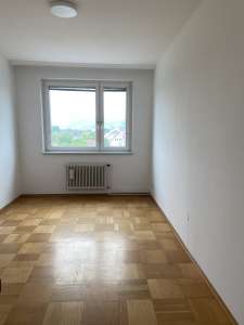 94m2 Wohnung zu vermieten