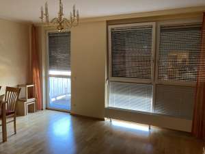 Gepflegte Mietwohnung Krems Zentrum Balkon Lift Garage Kellerabteil auf Wunsch teilmöbliert