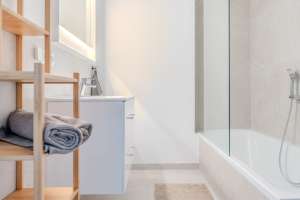STYLISH NEWLY BUILT APARTMENT IN A GREEN QUIET LOCATION