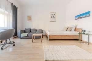 EXCHANGE-STUDENT HOUSE KREMS