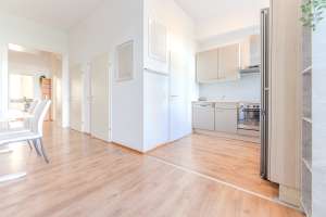 BEAUTIFUL OLD BUILDING SHARED APARTMENT / CENTER KREMS